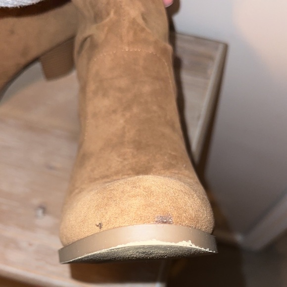 Women’s Booties - Picture 5 of 6